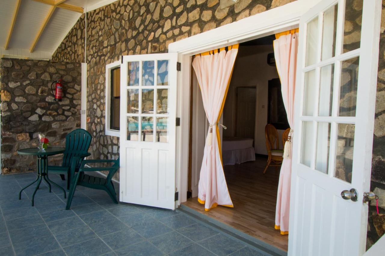 Kings Landing Hotel Cliftons Kültér fotó